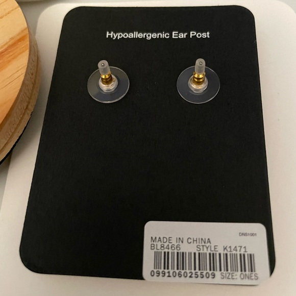 JCREW Oval Drop Earrings NWT Blue - Picture 6 of 6